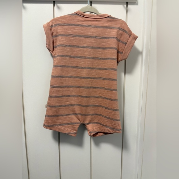 💜2/$20 NWOT Romper by Little planet - Picture 2 of 3